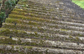 Décapage traitement produit nettoyage pose d'une résine colorée