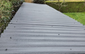 Décapage traitement produit nettoyage pose d'une résine colorée